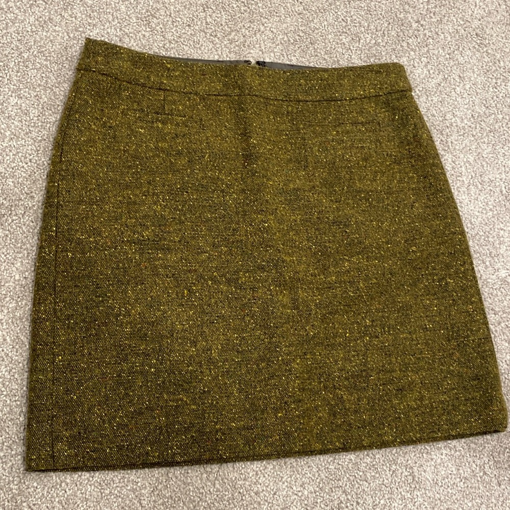 Ann Taylor Loft green boucle skirt